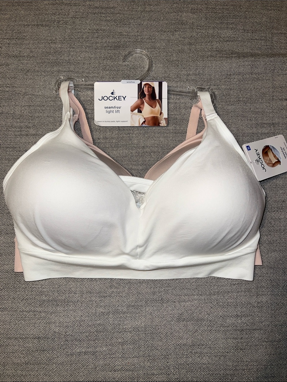 Jockey Seamfree Light Lift Bra - White with Soft Pink Accents